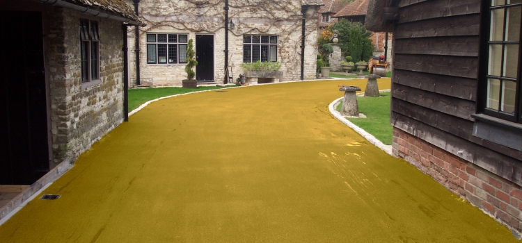 Footpath in NatraTex Colour Gold